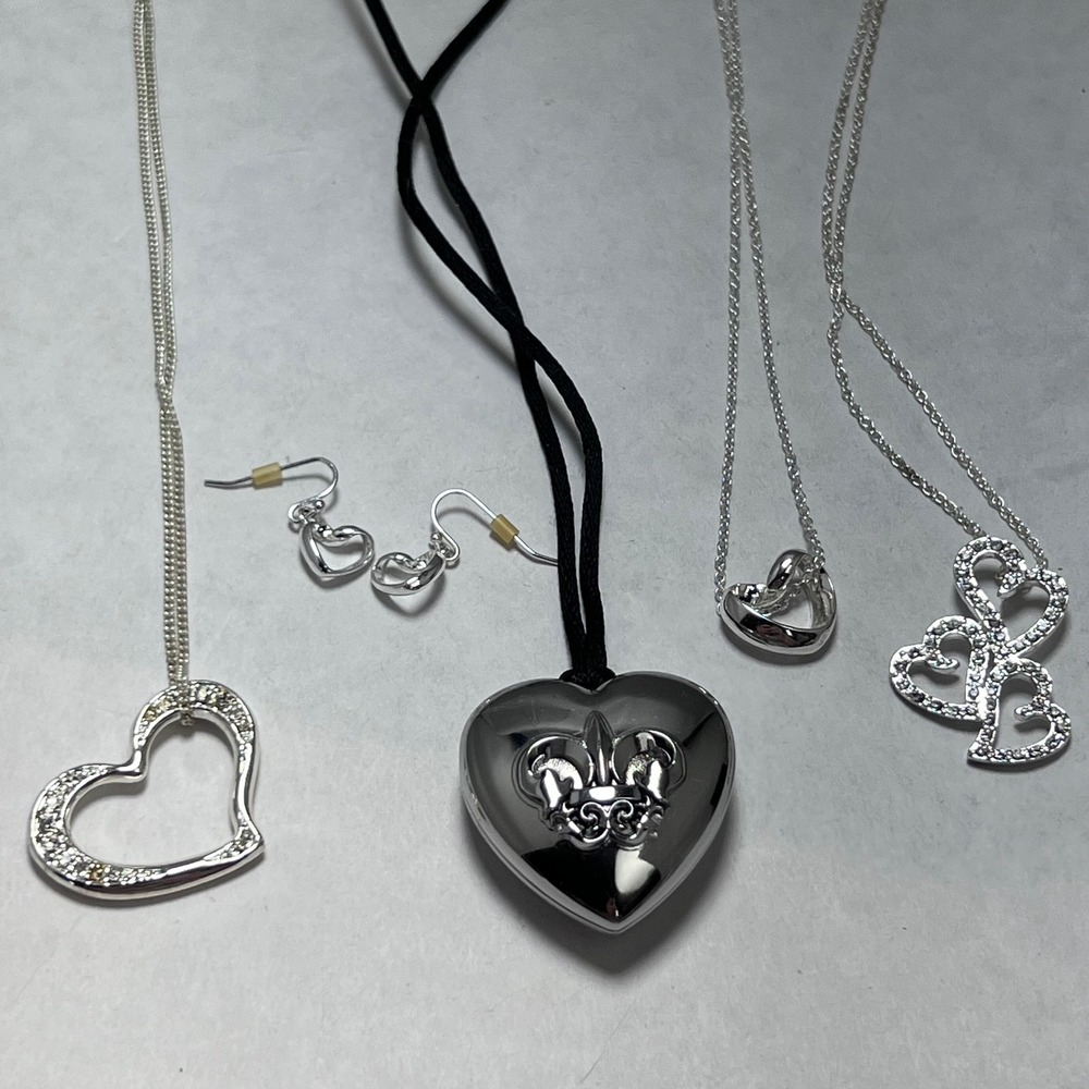 Avon Outspoken by Fergie Heart Solid Perfume Necklace & Heart Jewelry Lot 5pc
